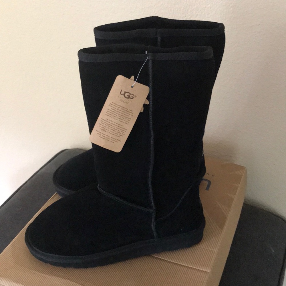 Ugg Classic Tall Boots BRAND NEW